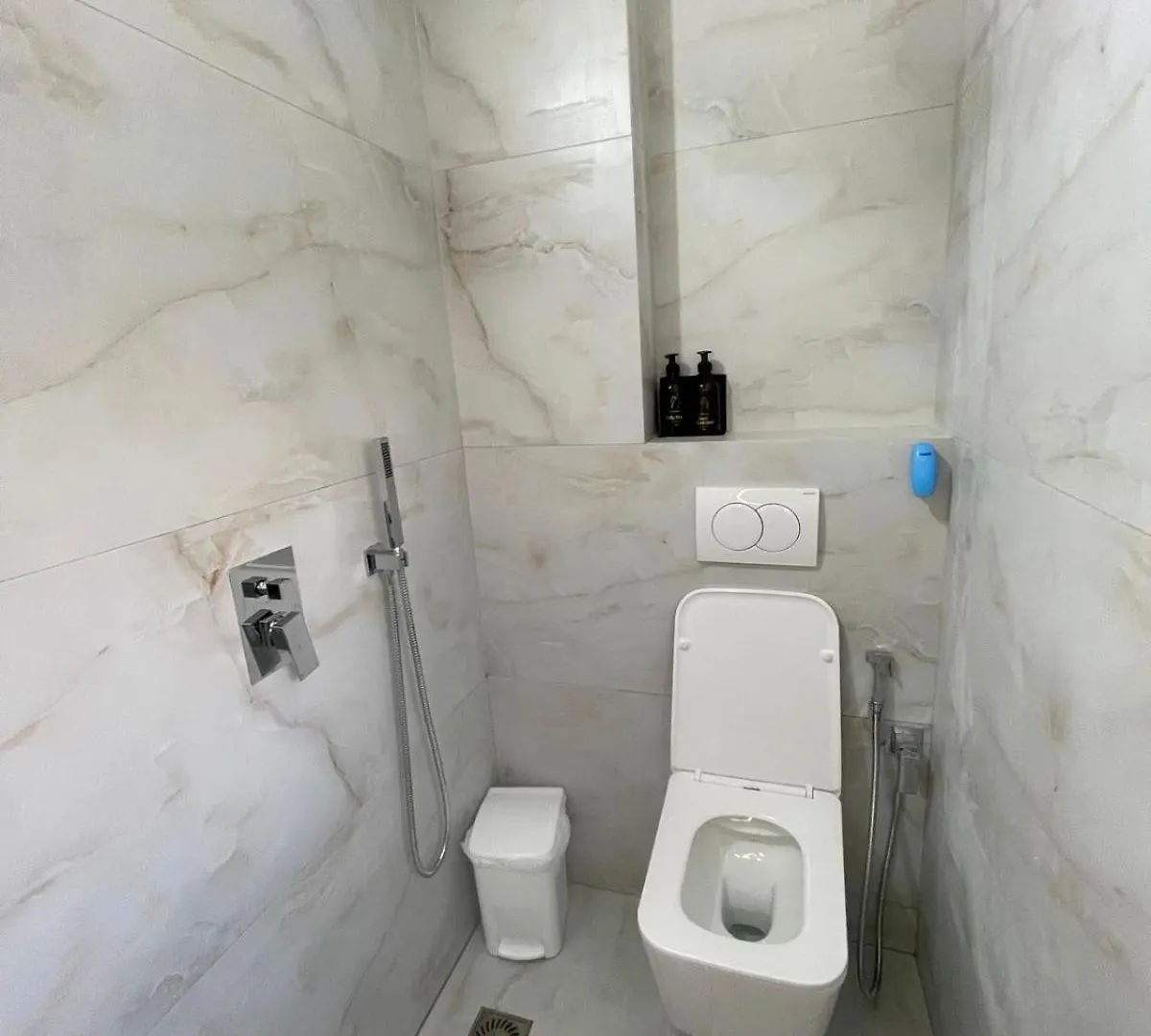 Apartment Luna City Center Tirana Albania