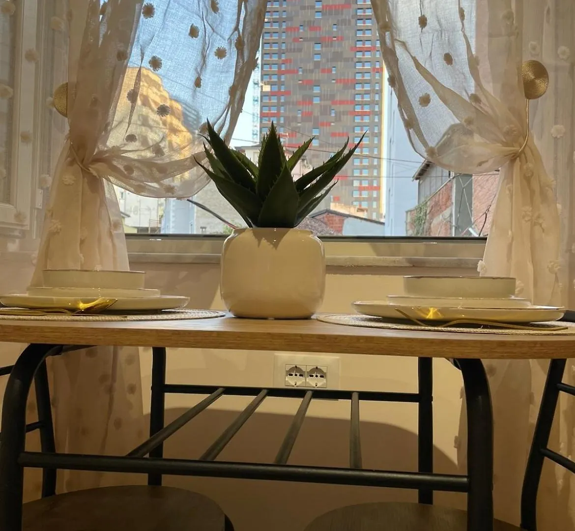 Apartment Luna City Center Tirana Albania